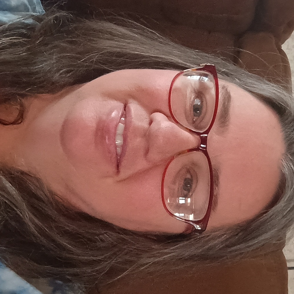 Meet your Posher, Hillery
